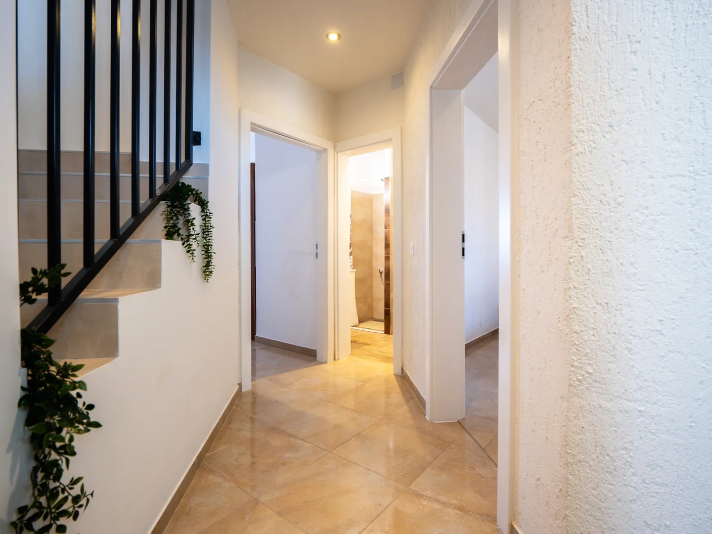 hrvatska, zadar, vrsi - prostrana moderna kuća s bazenom, kaminom i garažom, 152 m² stambena površina - slika 6