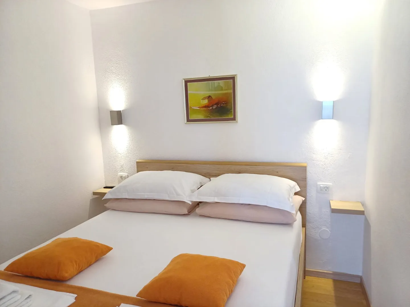 hrvatska, čiovo, okrug gornji, kuća 435 m2, samo 150 metara od mora - slika 21