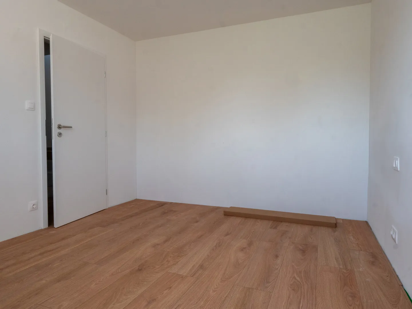 dvoetažni stan s krovnom terasom, 200 m od mora, privlaka - zadar - slika 17