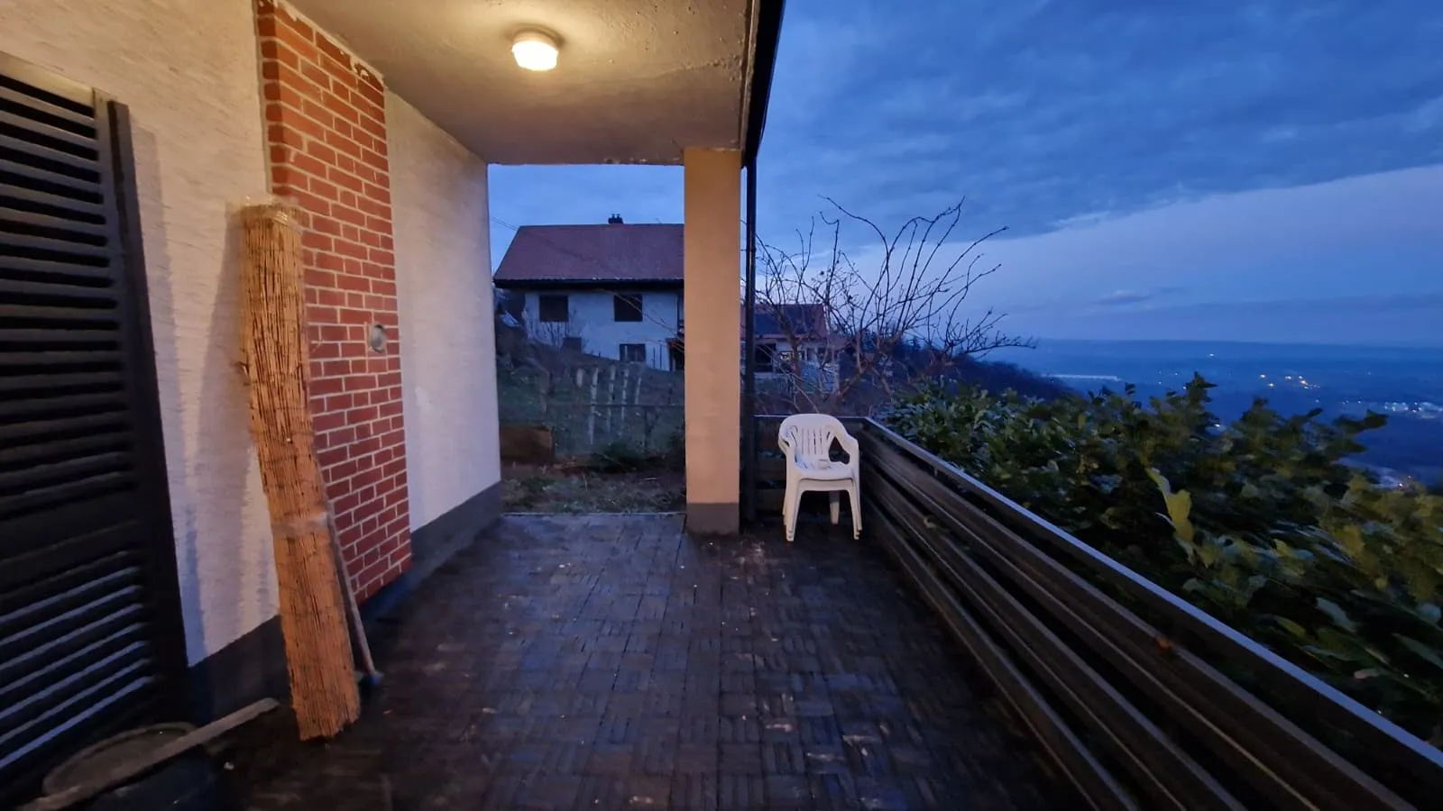 samobor-vrhovčak, iznimna kuća površine 153 m2 s veličanstvenim pogledom - slika 14