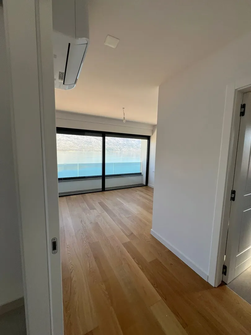 penthouse stan s krovnom terasom, 1 red do mora, vinjerac - zadar - slika 12