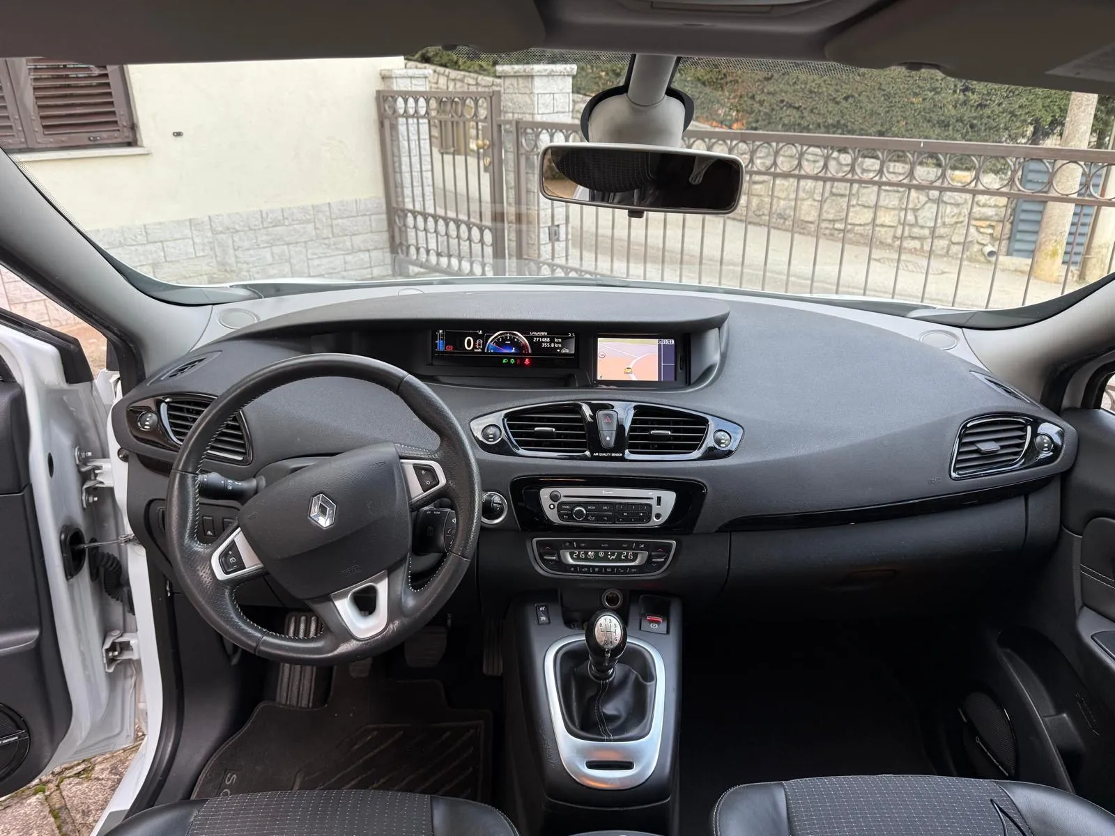 renault scenic 1.6 dci bose - slika 11