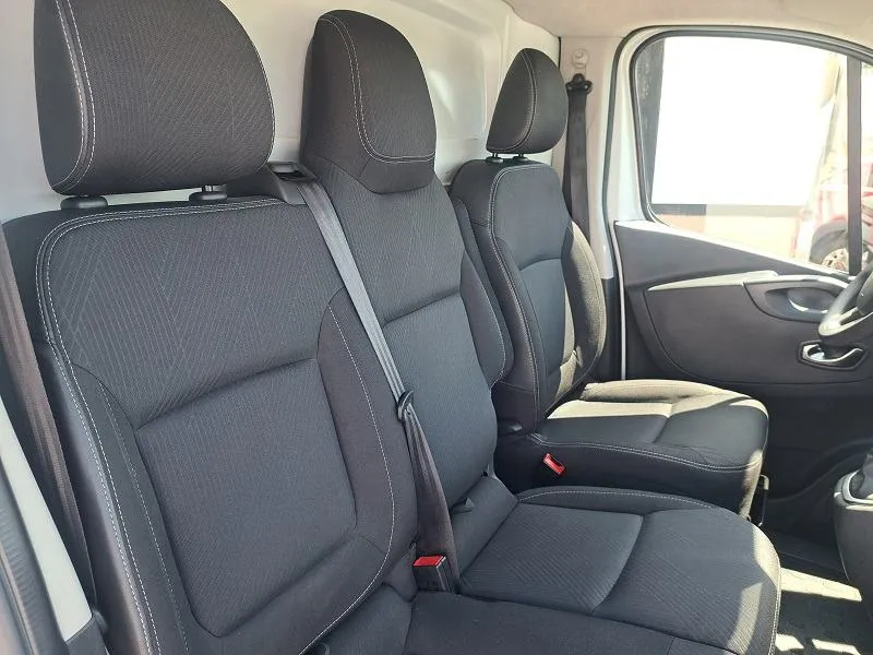 renault trafic 1.6 dci*klima*navigacija*tempomat*police* - slika 14
