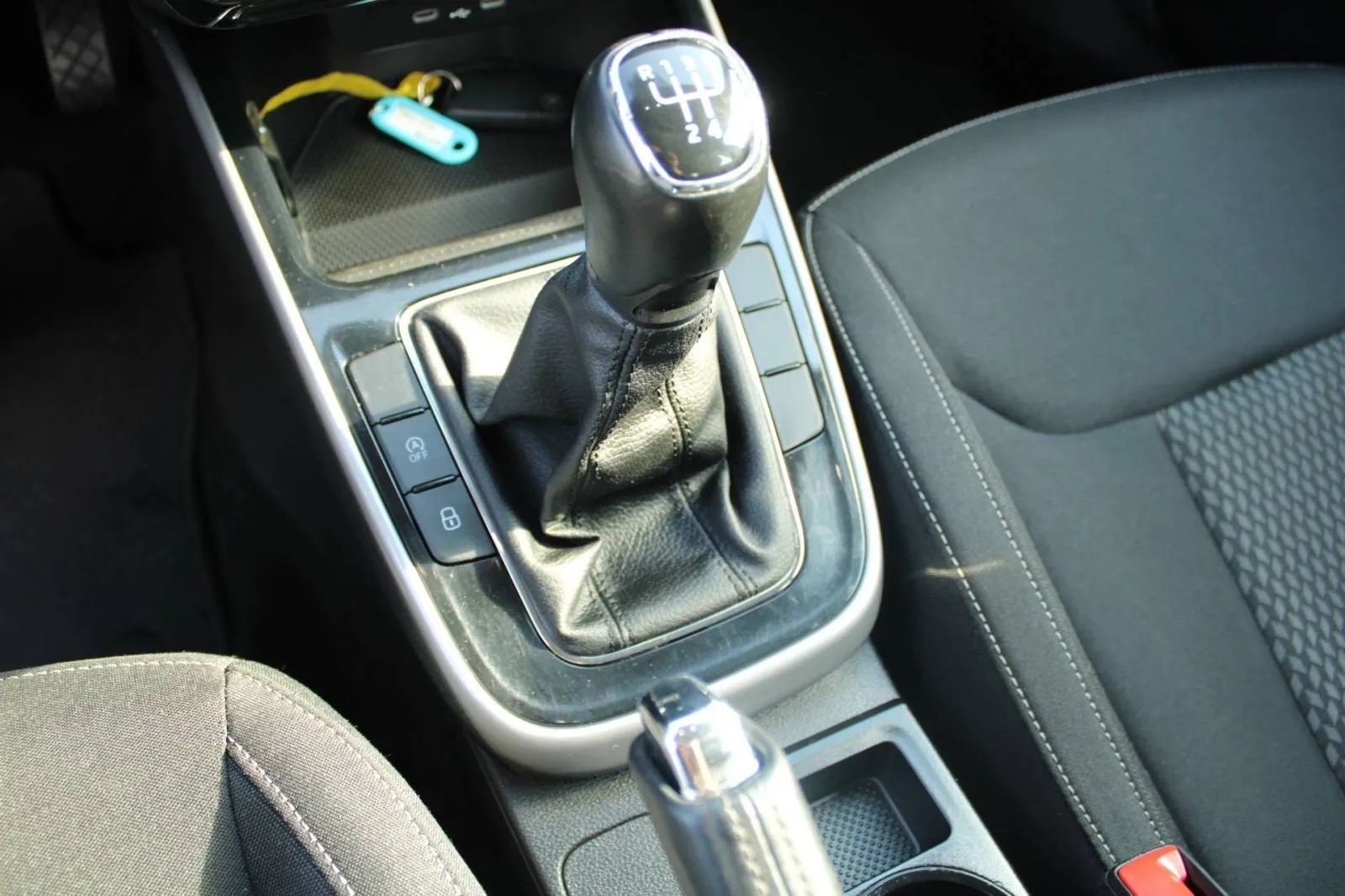 škoda fabia 1.0 style - slika 16