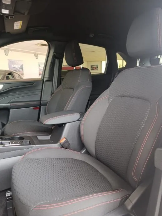 ford kuga 1,5 ecoboost automatik - slika 12