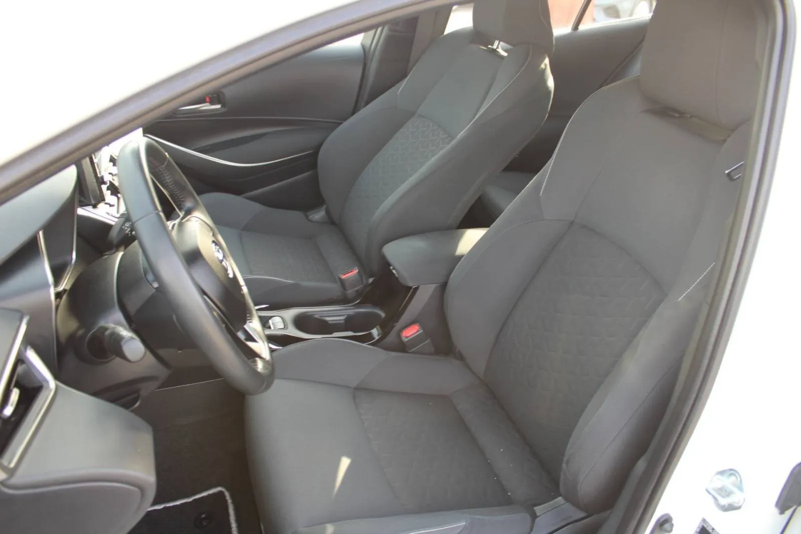 toyota corolla 1.8 hybrid automatik *led, kamera* - slika 9