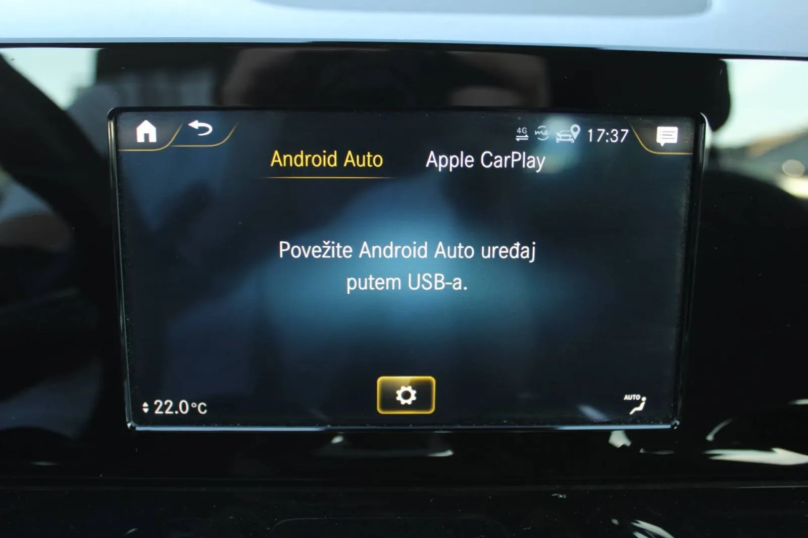 mercedes-benz klasa b 180d automatik *led, kamera* - slika 19