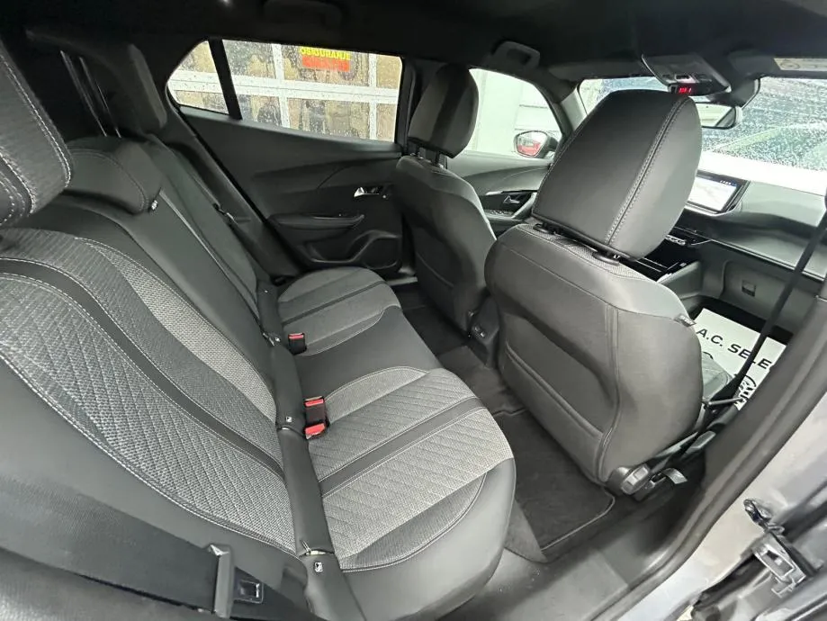 peugeot 2008 hybrid 136 - 2025 - 10.000km - gratis registracija!! - slika 12