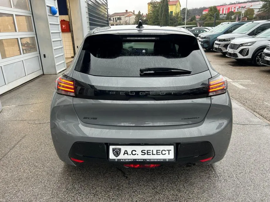 peugeot 208 hybrid 110 e-dcs6 - 2025 - 15000 km - gratis registracija - slika 5