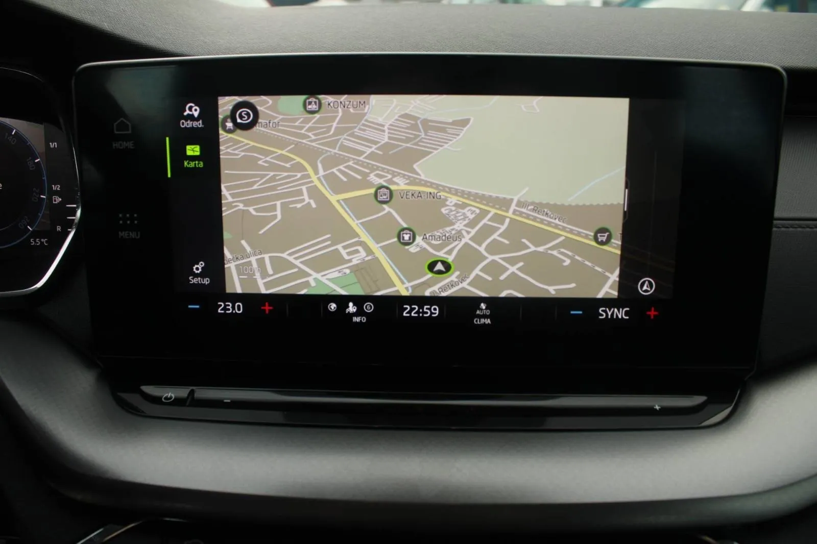 škoda octavia combi 2.0 tdi dsg *led, navigacija* - slika 17