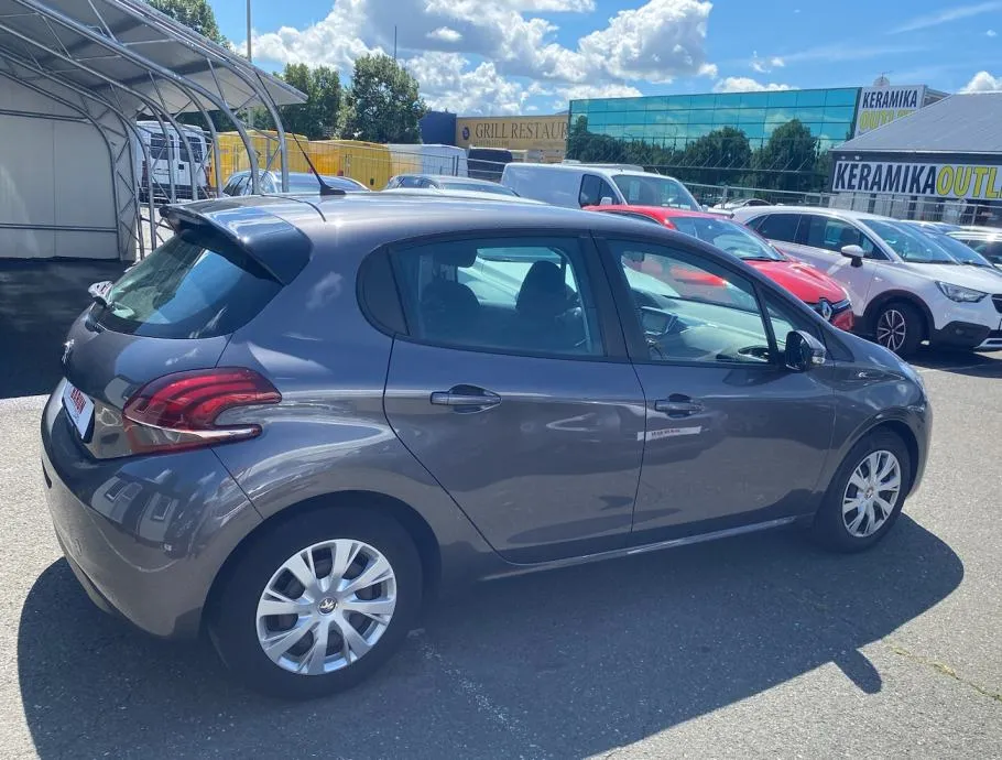 peugeot 208 1,2 pure tech,do 2 godine jamstva,u sustavu pdv-a. - slika 8