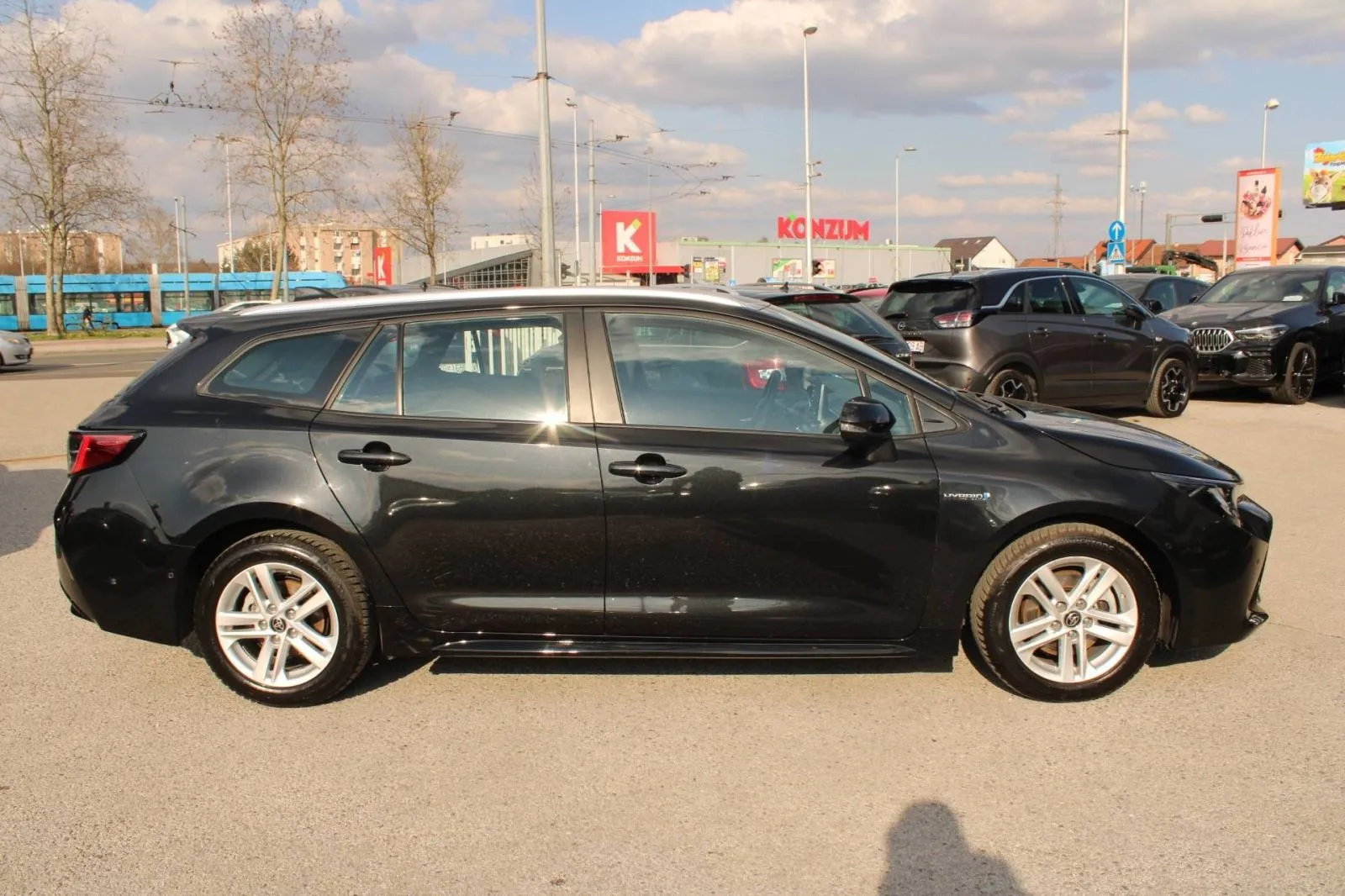 toyota corolla karavan 2.0 hybrid automatik n1 - teretno, 2021 god. - slika 4