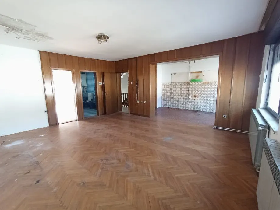 kuća: zagreb (trnovčica), 300.00 m2 = 4 etaže / stana (prodaja) - slika 5