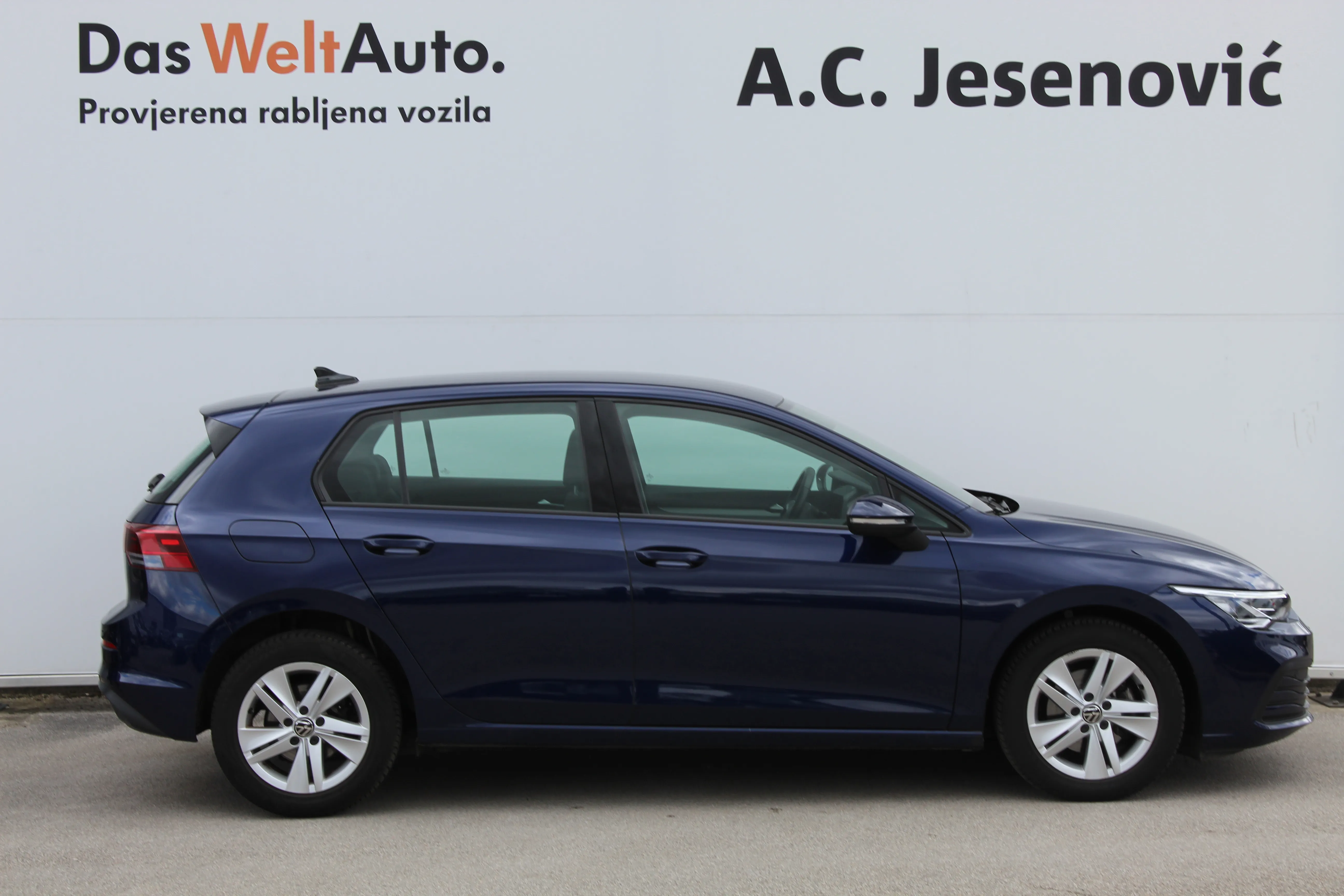 13154 volkswagen golf 1.0 tsi life - slika 4