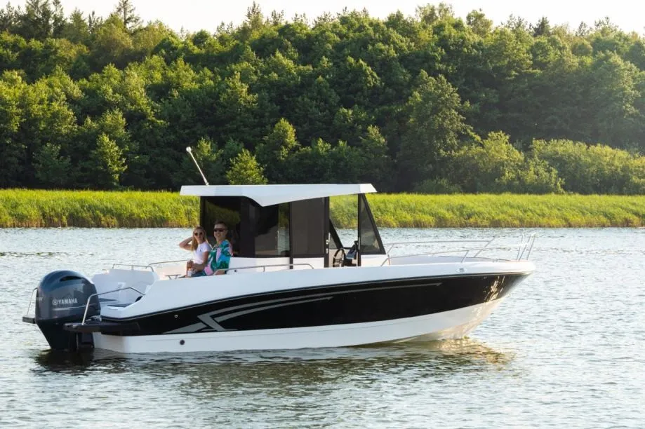 marion 722 pilothouse - slika 3