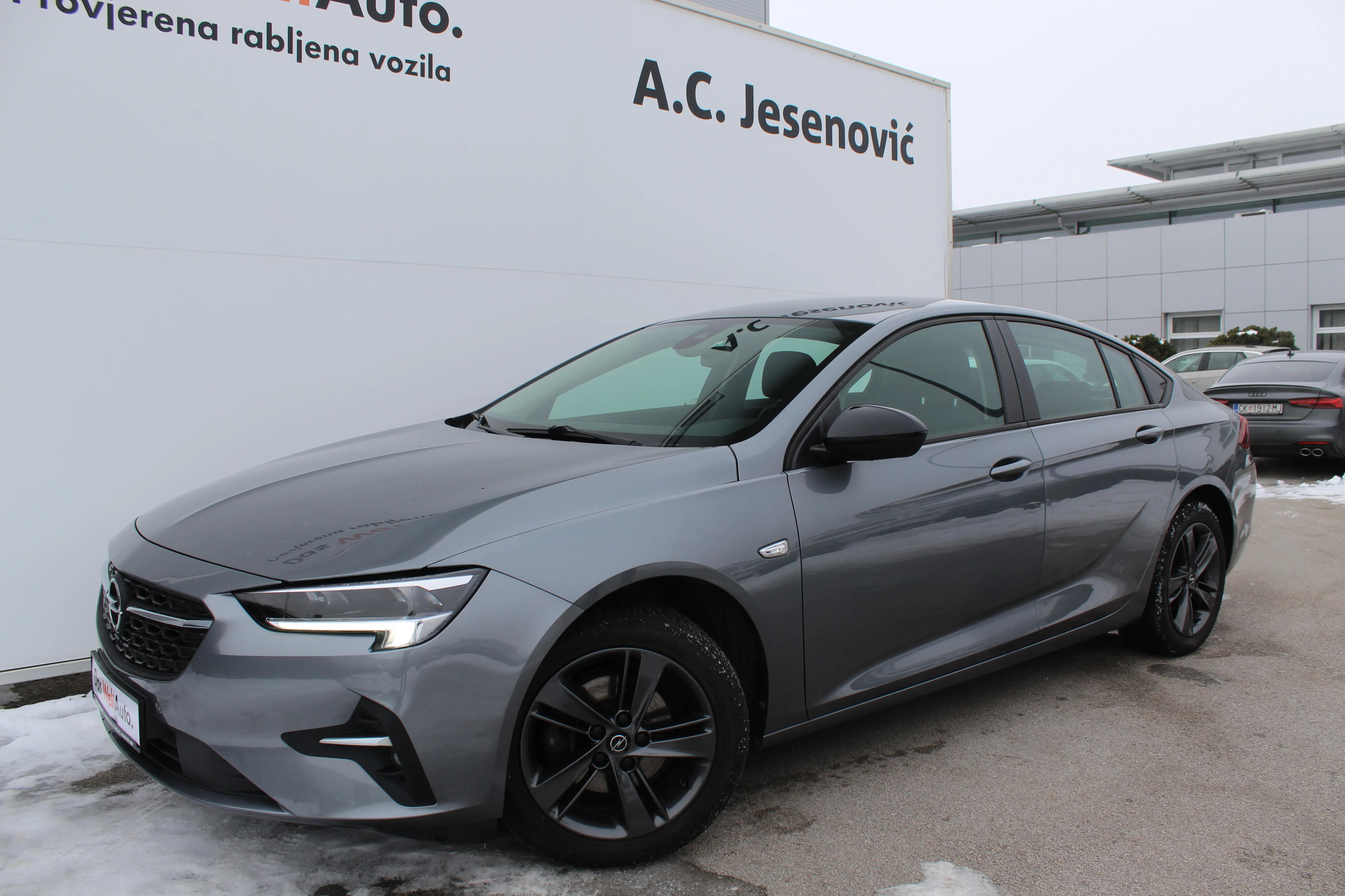 13056 opel insignia grand sport 1,5 d business edition - slika 7