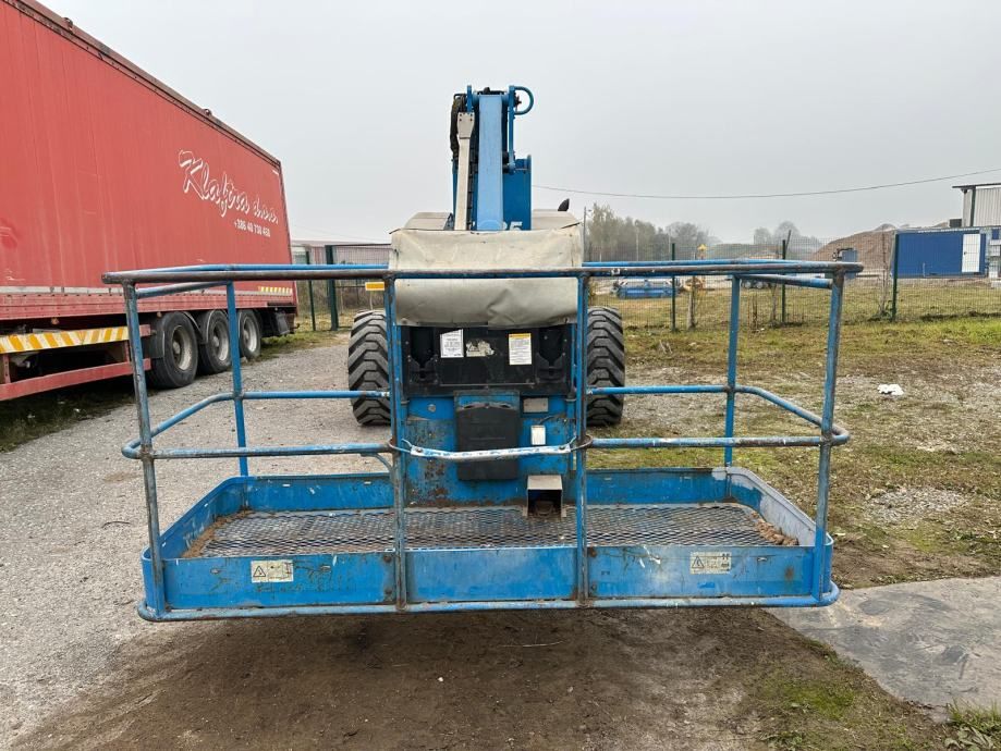 rabljena samohodna platforma genie z135/70 - radna visina 43 m - slika 5