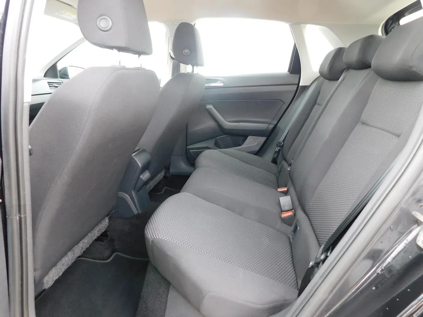 10655 volkswagen polo trendline - slika 10