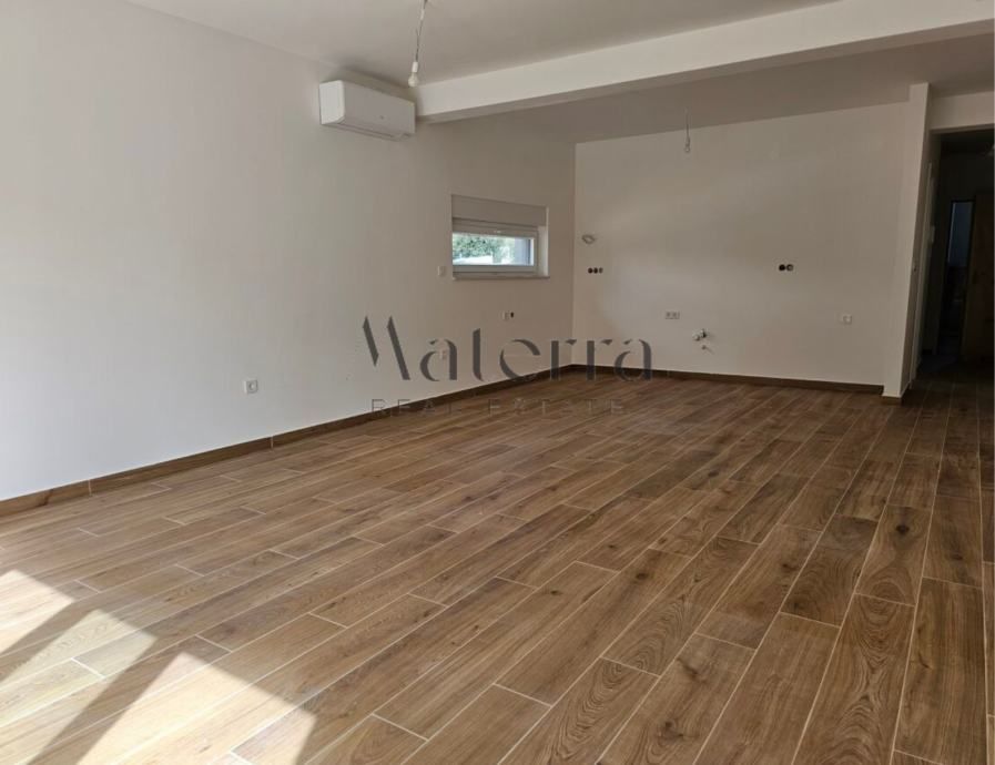žaborić, stan 94m2, veliki vrt i terasa, 100m od plaže, novogradnja - slika 11