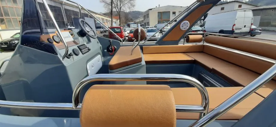 shark 23 novo model 2026 akcija - slika 18