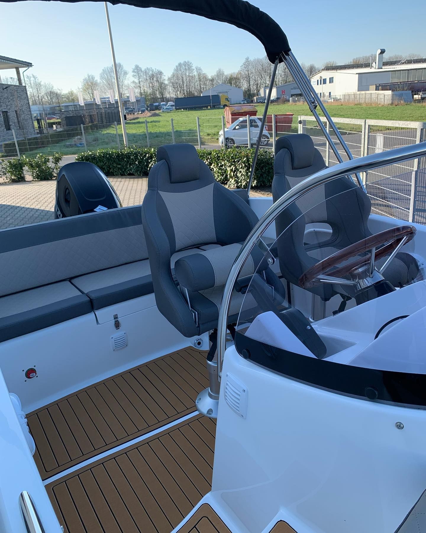 marion 560 sundeck - slika 10