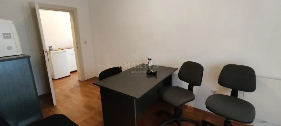 centar: poslovni prostor, prizemlje, dvorišna zgrada, 44m2 (prodaja) - slika 8