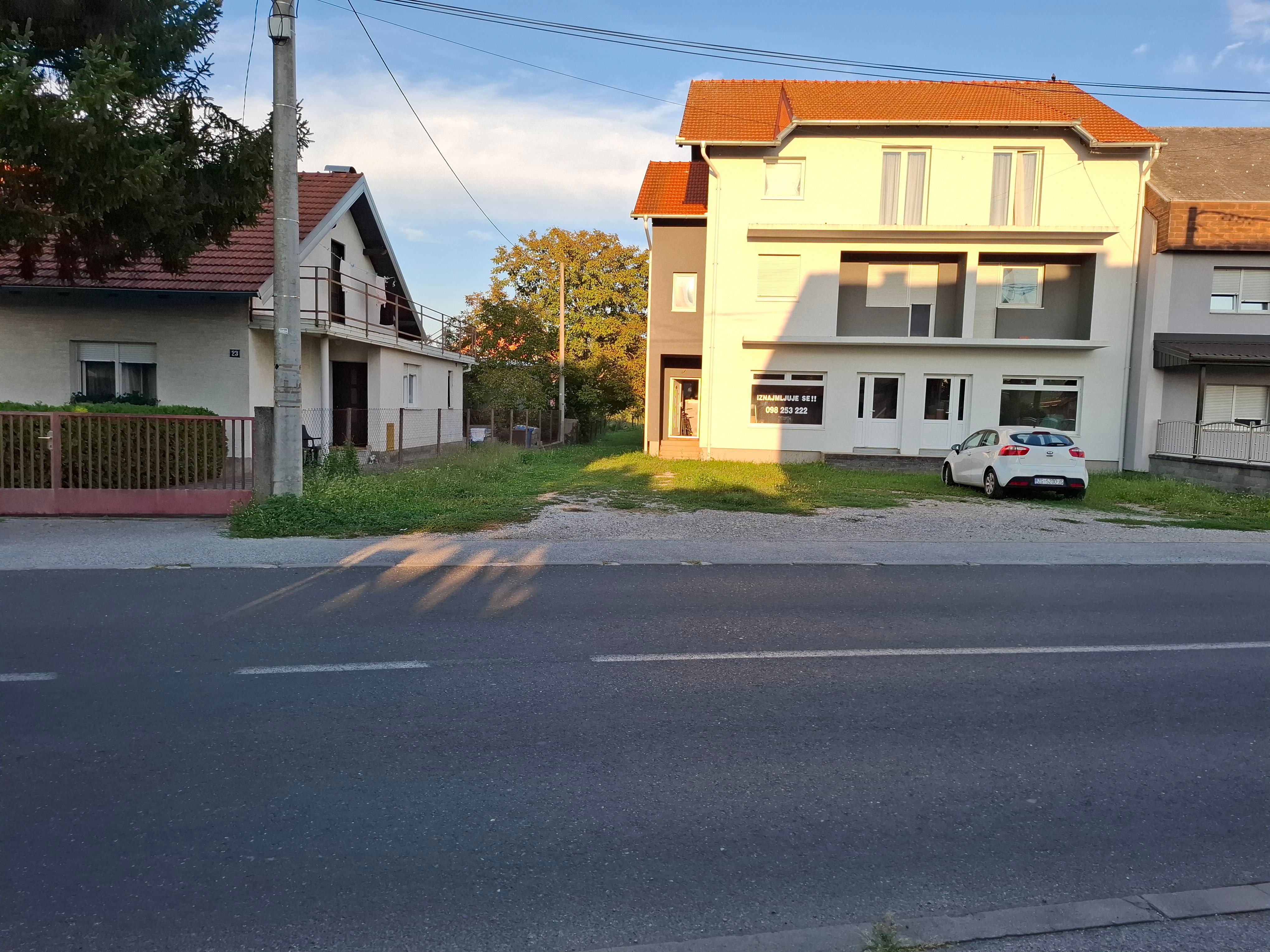 SESVETE, JELKOVEC POSLOVNI PROSTOR 160m² FREKVENTNA LOKACIJA - Sesvete, Zagreb