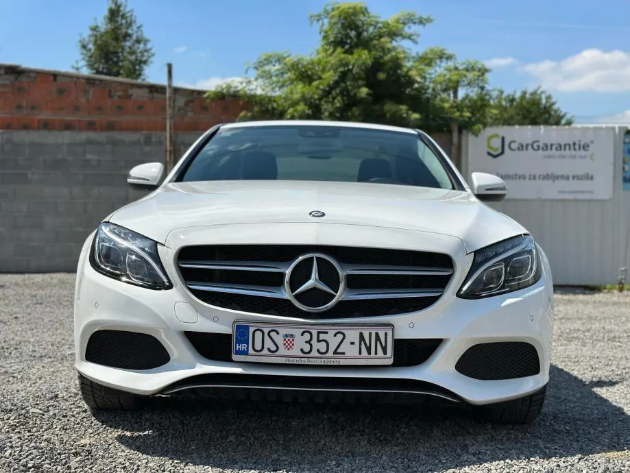 mercedes-benz c-klasa 200d•automatik•100kw•2016.g.•gotovina• - slika 2