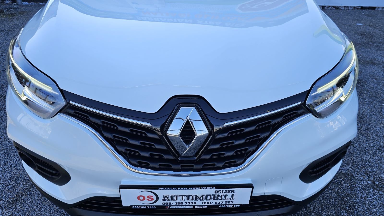 renault kadjar 1.5 dci,navigacija,led,tempomat,alu 17,pdc,abs,odličan - slika 5