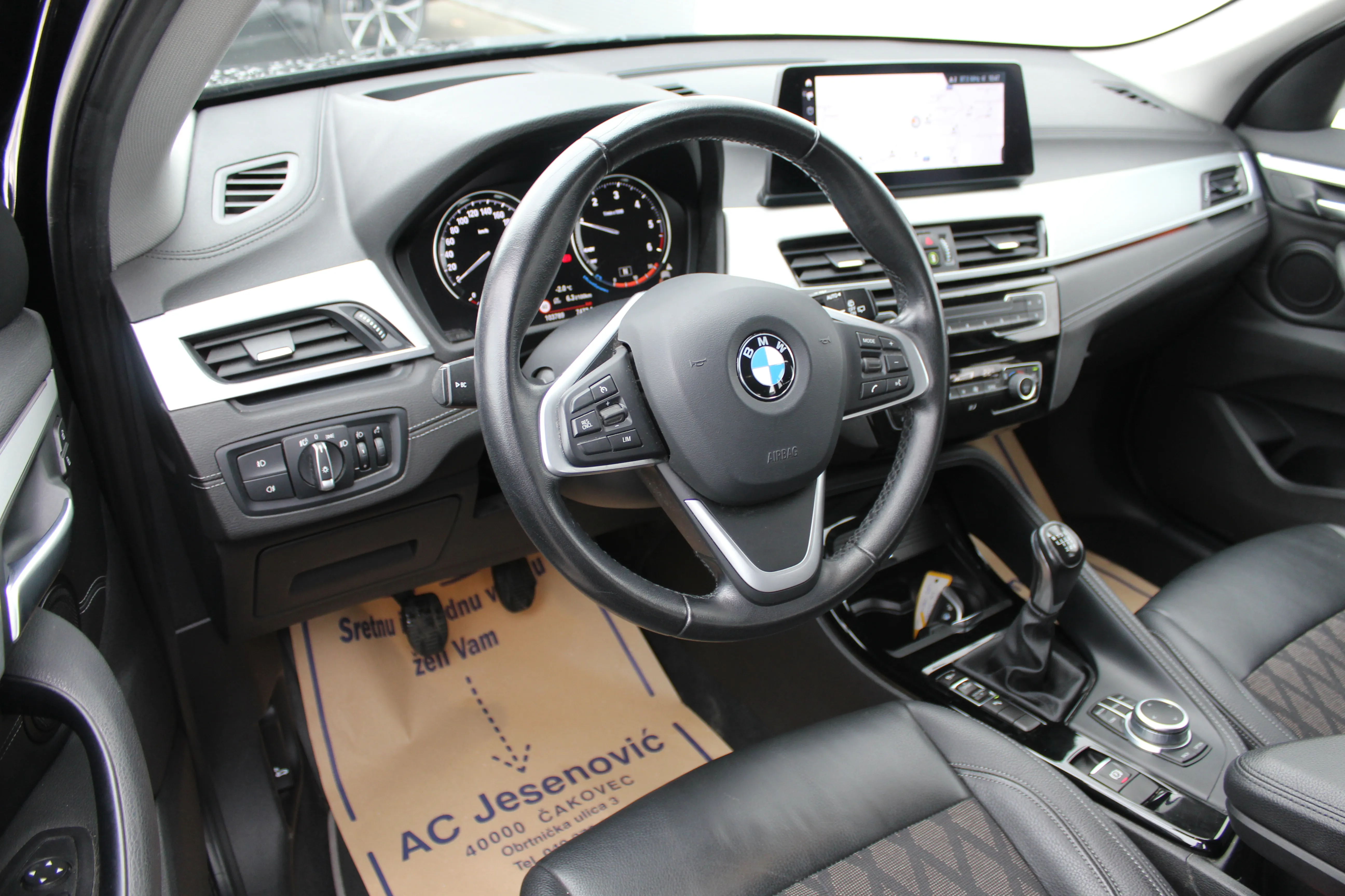 13055 bmw x1 sdrive16d xline - slika 9