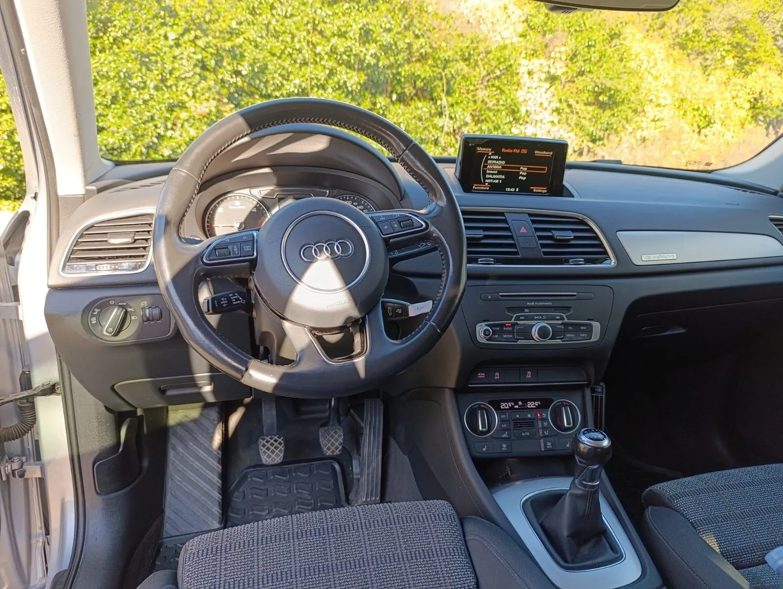 audi q3 2,0 tdi - slika 12