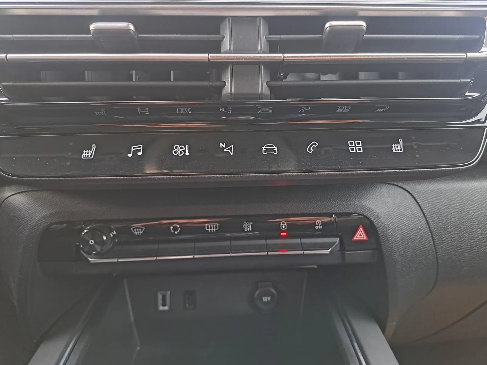 citroën c5 aircross plus hybrid 136 e-dsc6 - slika 13