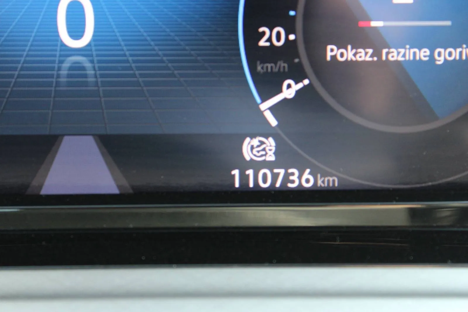 vw golf viii 1.0 tsi dsg - slika 21
