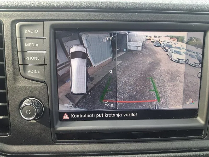 volkswagen crafter 2.0 tdi*140ks*klima*park.kamera* - slika 15