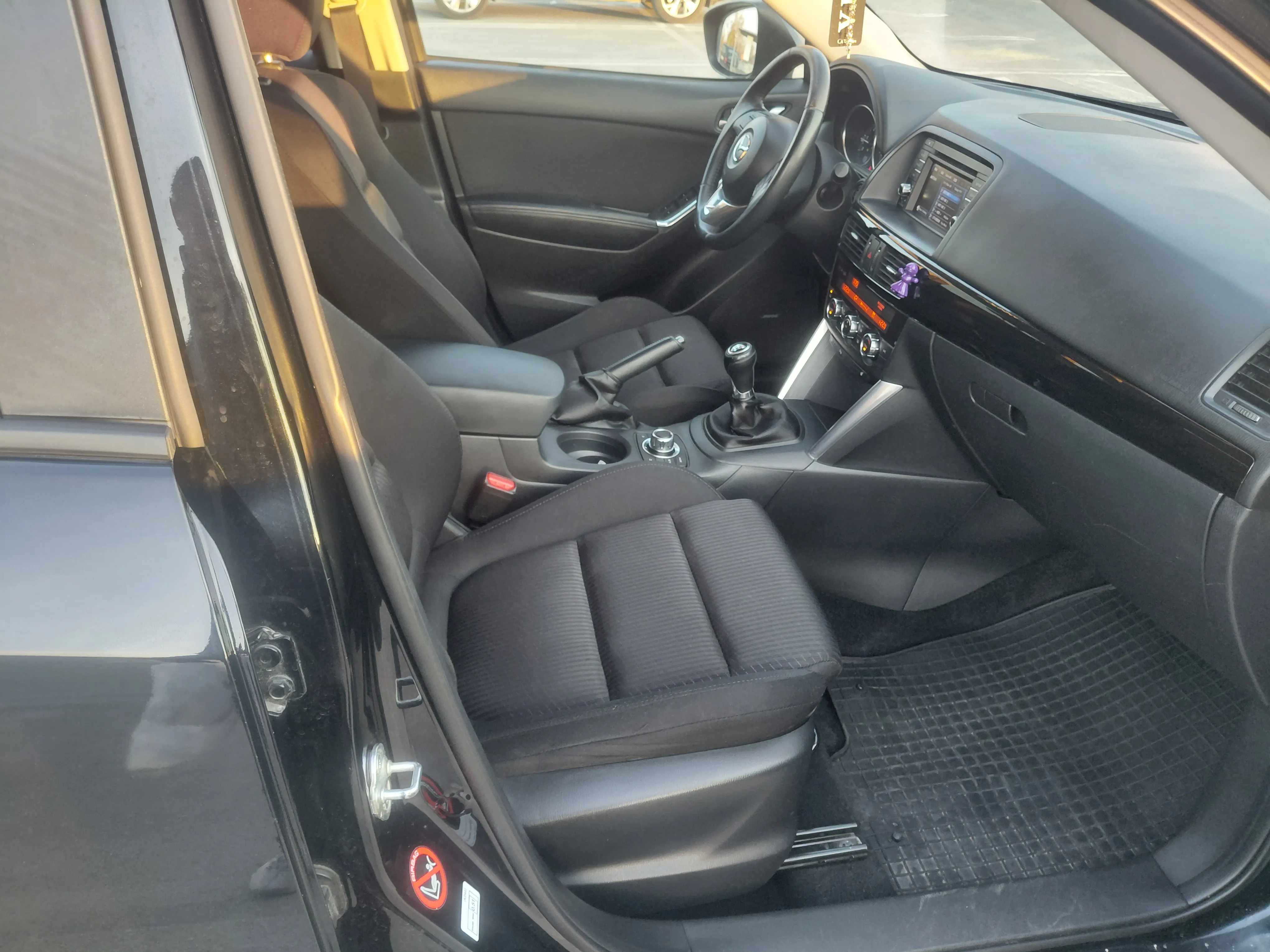 mazda cx5 2.2 /140 000km / registriran 04.05.2027. kuka, servis - slika 7