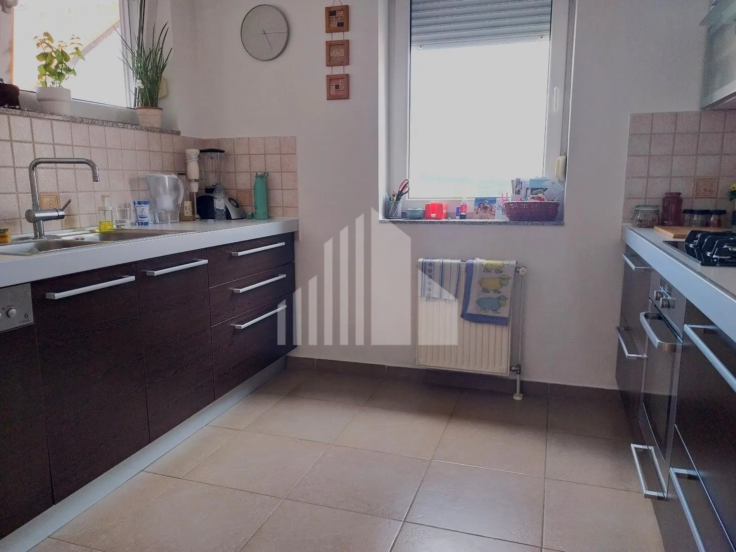 zagreb, bijenik, moderan 4-soban stan, parking - slika 5