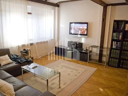 centar, dvoetažan stan s velikom terasom za uređenje - slika 12