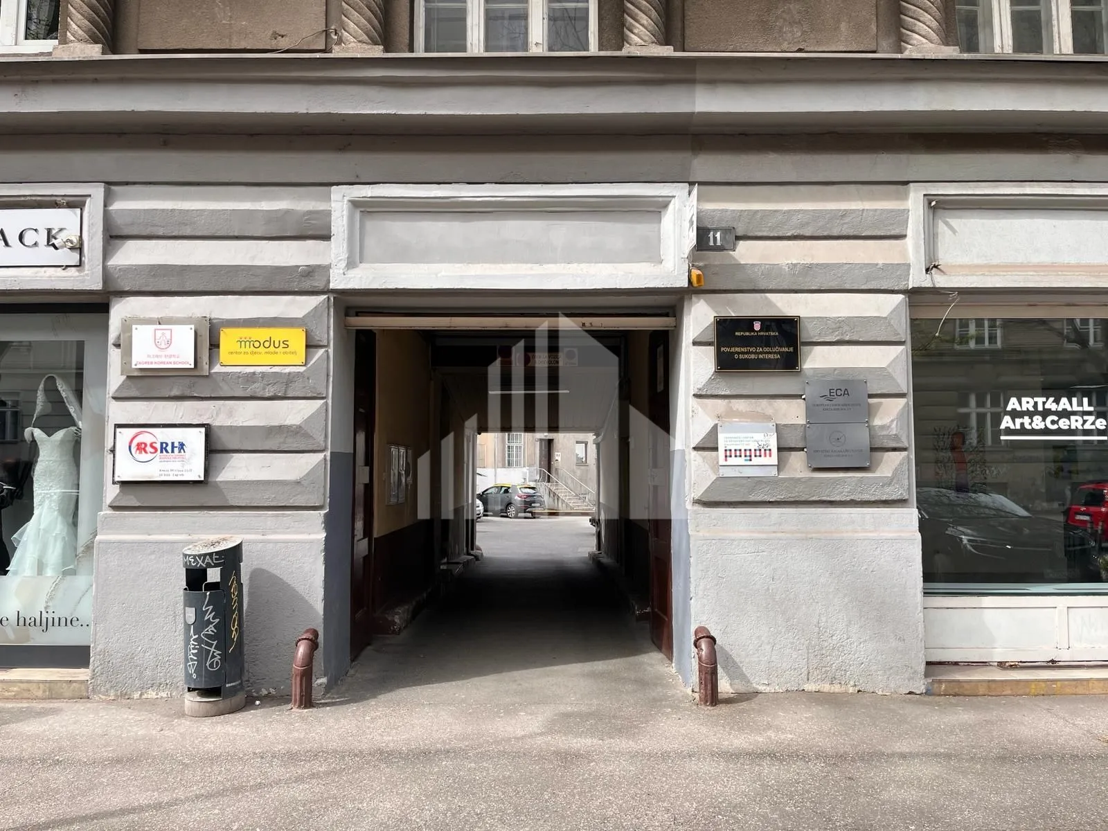 stan u centru grada, kneza mislava 1sb+db 40m2 - parking - slika 8
