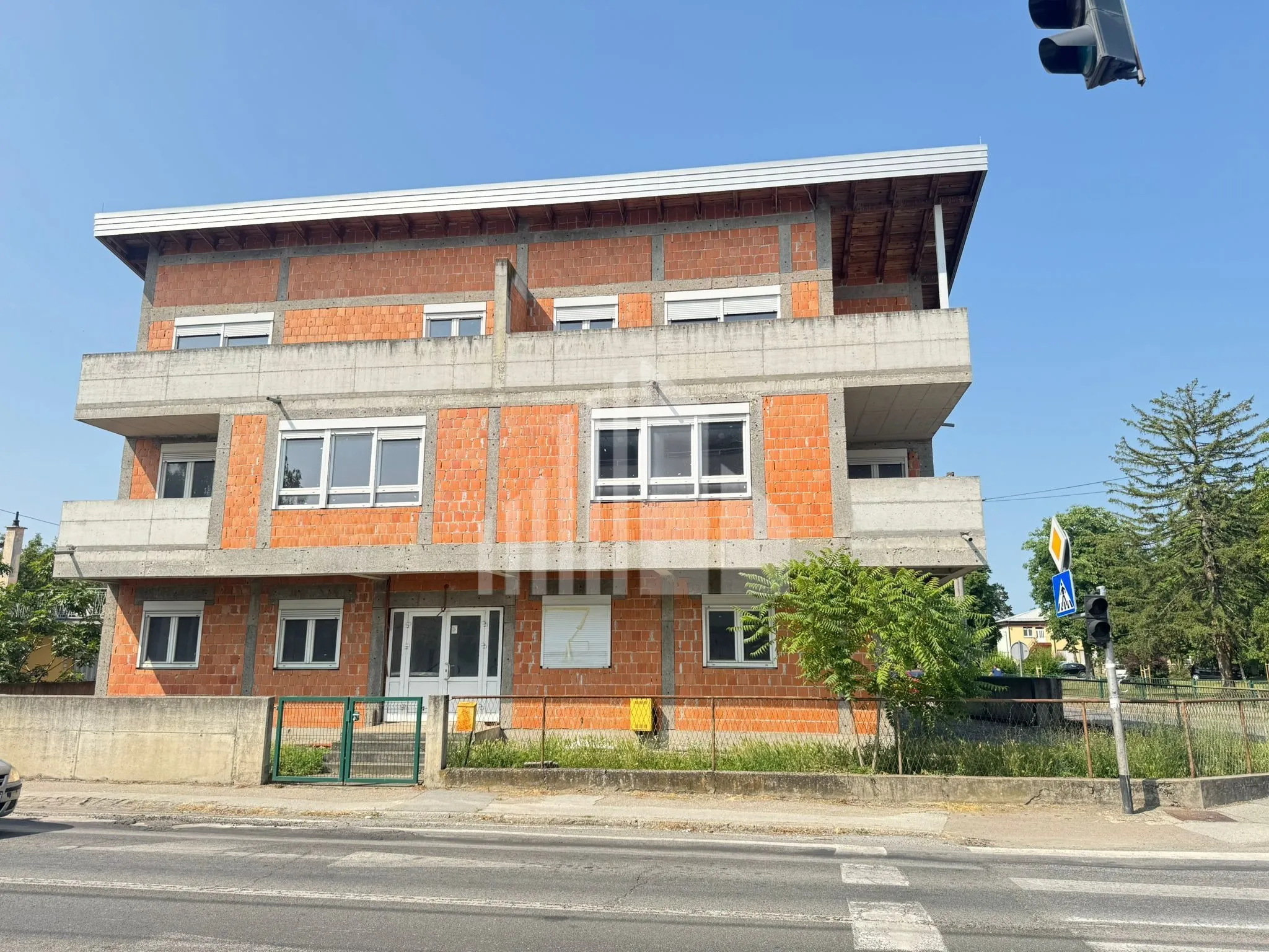 Velika Gorica, Centar, stambeno-poslovne zgrade, 778 m2, investicija - Požega