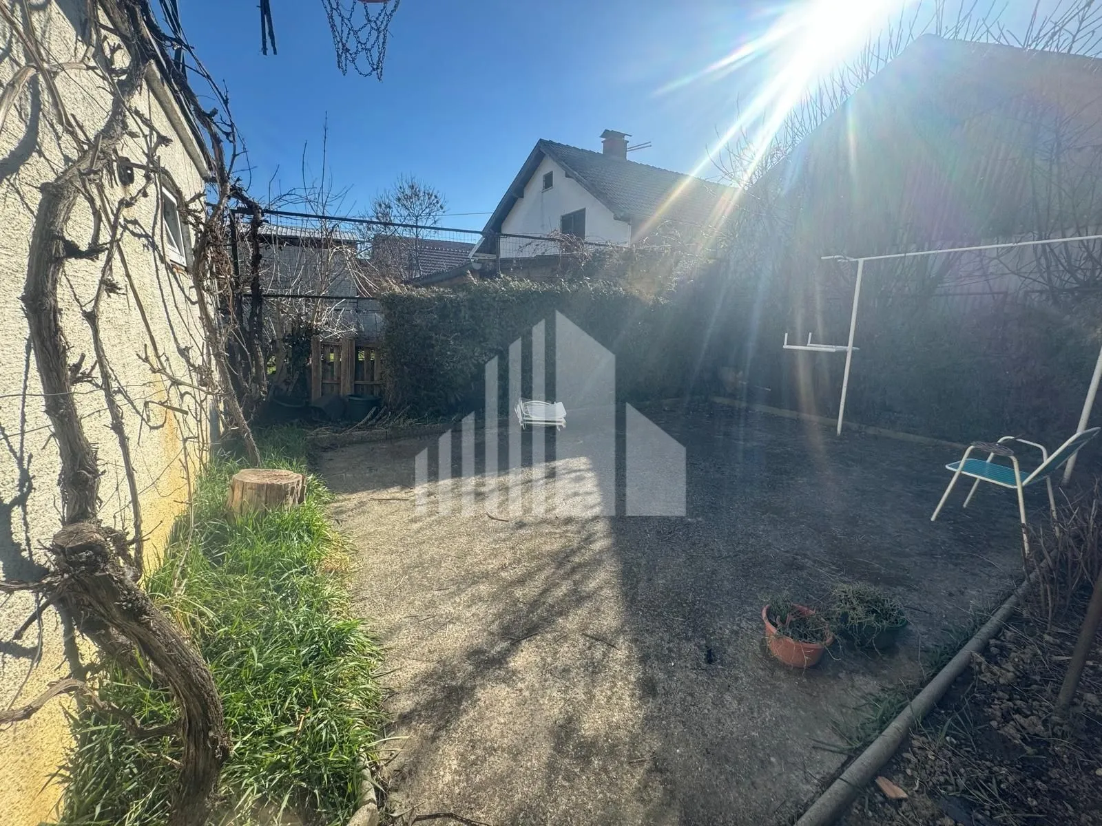 zagreb, gornja dubrava, četverosoban stan, 95m2, vrt, pomoćni objekti, garaža - slika 8