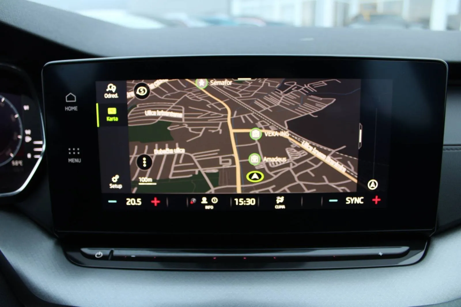 škoda octavia combi 2.0 tdi dsg executive *led, navigacija* - slika 15