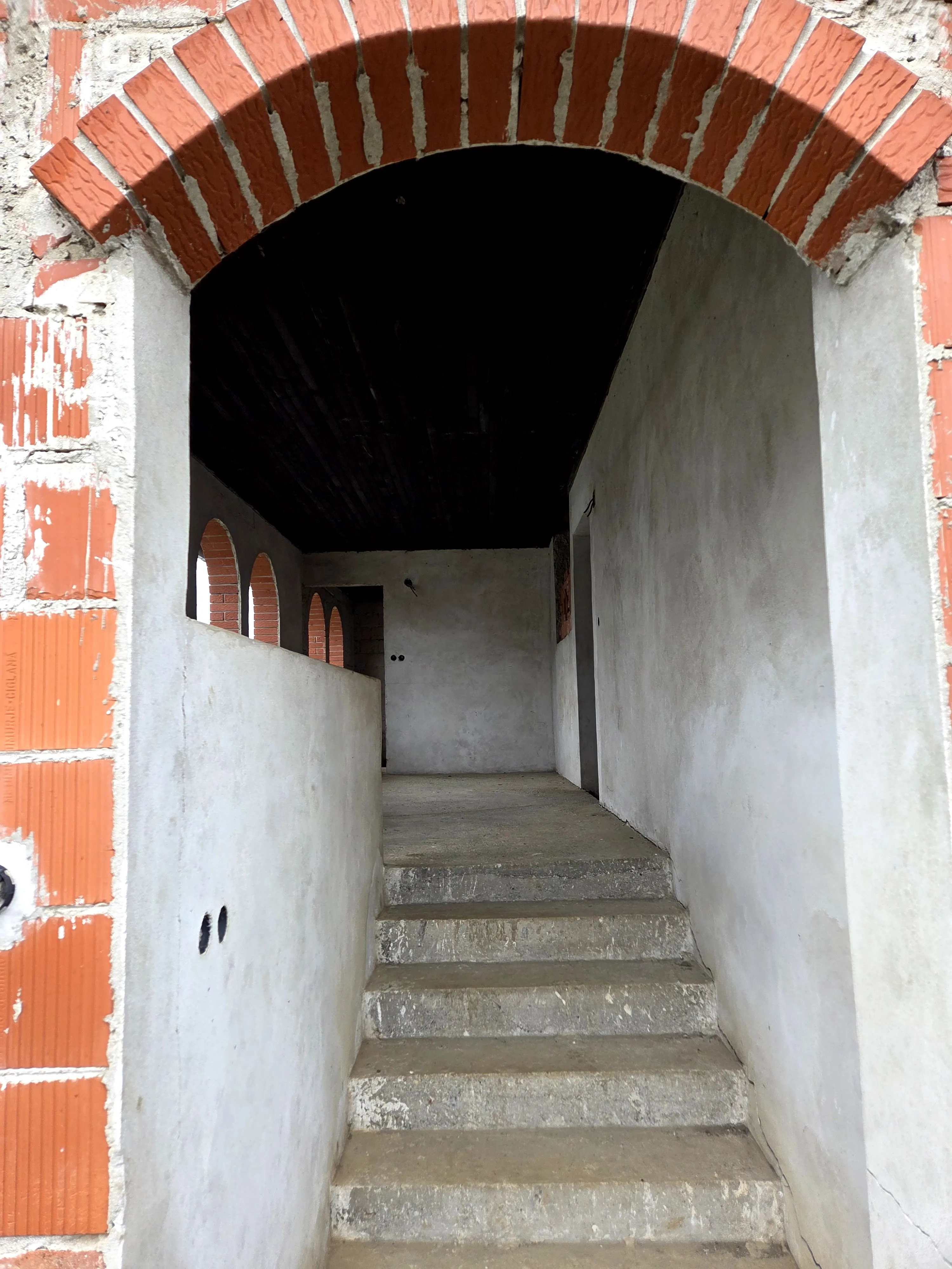 kuća: sivica, podturen, 157.00 m2 (prodaja) - slika 3