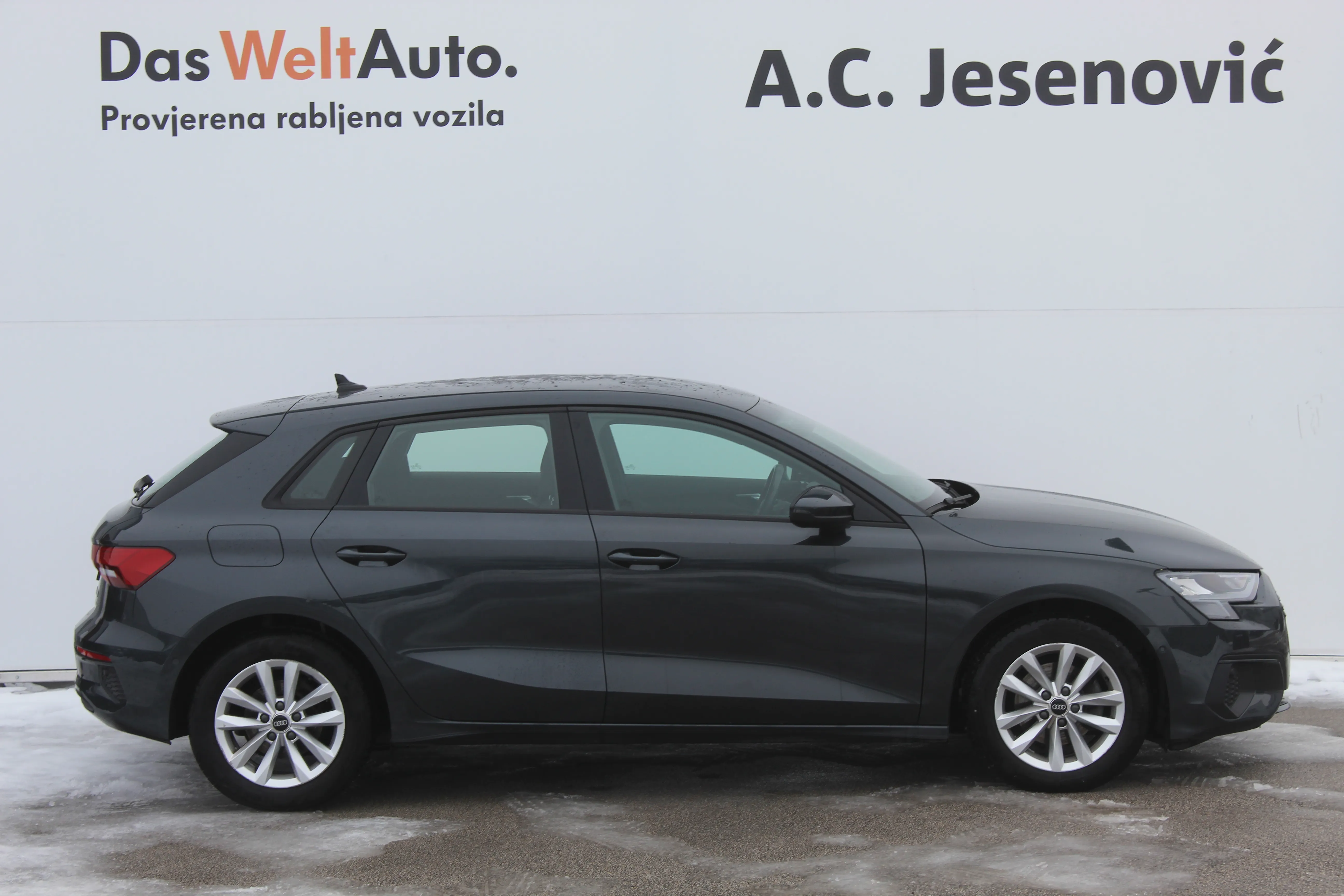 12976 audi a3 sb 30tdi s tr advanced - slika 4