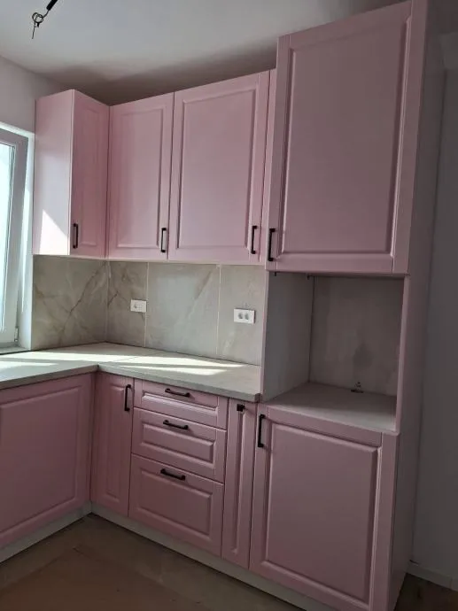 kuhinja roze pink boje - slika 4