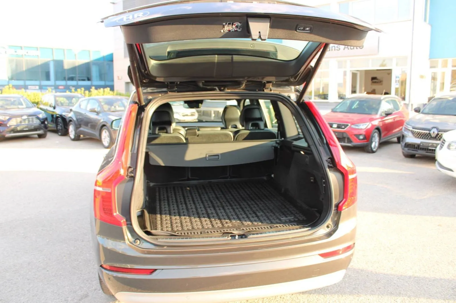 volvo xc90 b5 awd automatik *led, navigacija, kamera* - slika 9