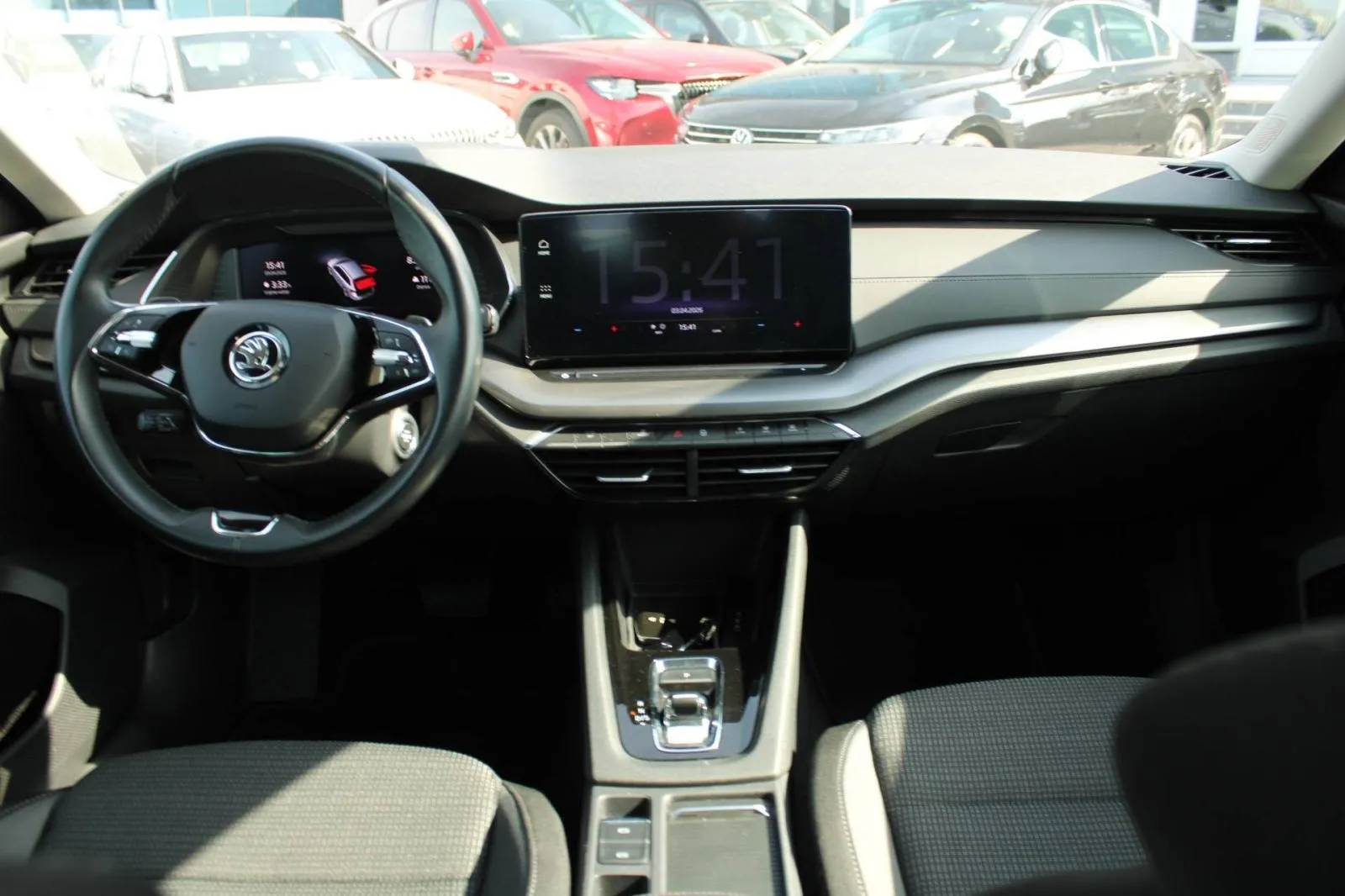 škoda octavia combi 2.0 tdi dsg 150ks *led, navigacija* - slika 9