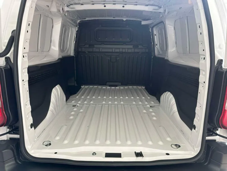 fiat doblo cargo 1.5 multijet (100 ks) furgon l2 - dostupno odmah - slika 17