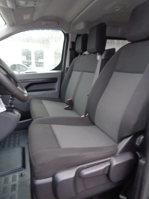 citroën jumpy kombi 1.5 blue-hdi,120ks, comfort xl, 8+1,el.paket,tempo - slika 9
