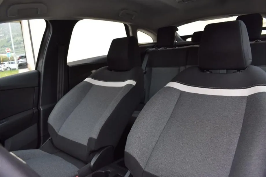 citroen c4 1.5 bluehdi live -kamera,dab,lane assist -novi model - slika 13