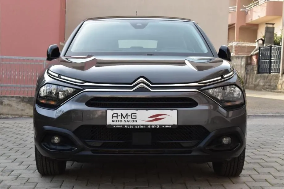citroen c4 1.5 bluehdi live -kamera,dab,lane assist -novi model - slika 2